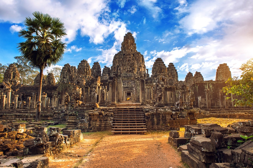 Angkor Wat and Angkor Thom tour
